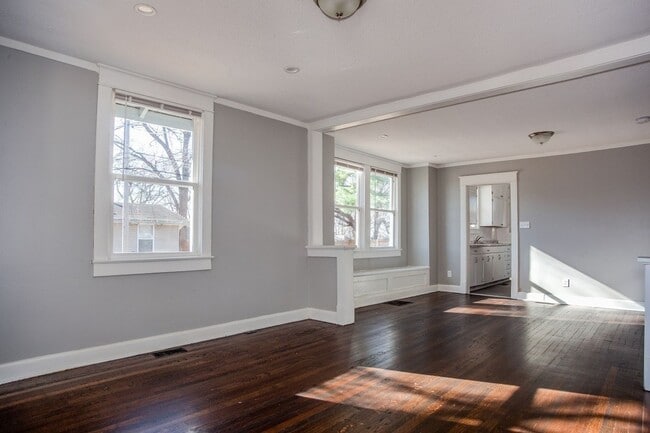 Building Photo - COMING SOON: Charming Bungalow with Spacious Living & with Modern Finishes!