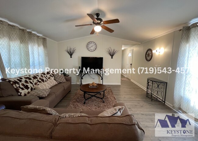 Foto del edificio - Pueblo West Beauty! Modular Home 3 Bedroom...