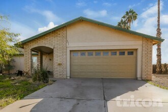 Building Photo - 4227 N 101st Ave