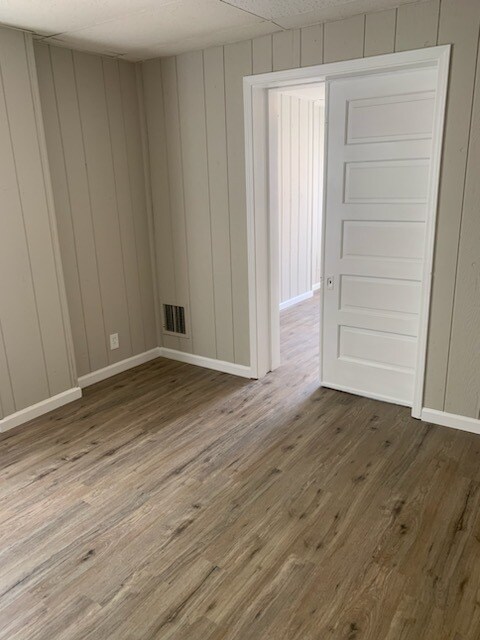 Foto del edificio - 6911 Bruno Ave