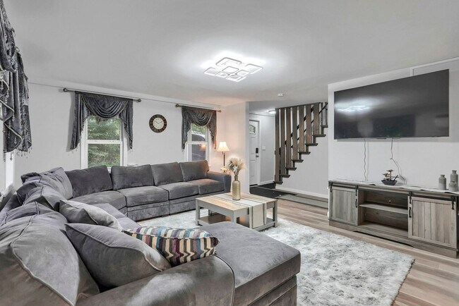 Foto del edificio - 763 Rte 9W