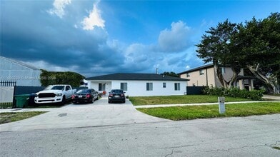 Building Photo - 3161 NW 69th St