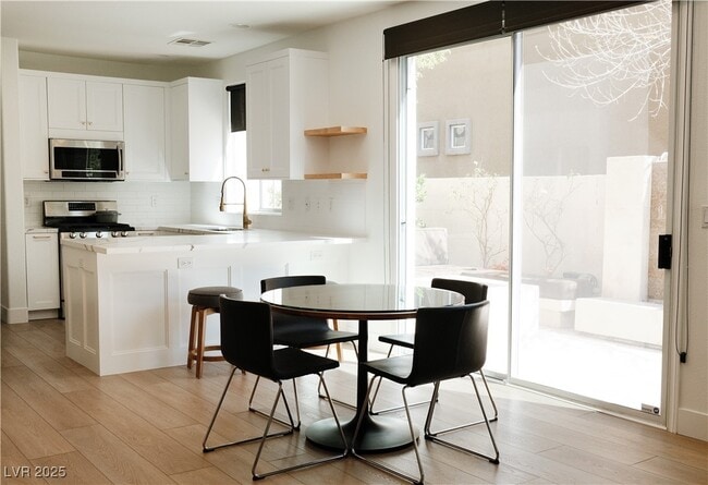 Foto del edificio - 2276 Aragon Canyon St