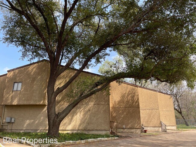 Foto del edificio - 2 br, 1 bath House - 4345 Carter Creek Pkw...
