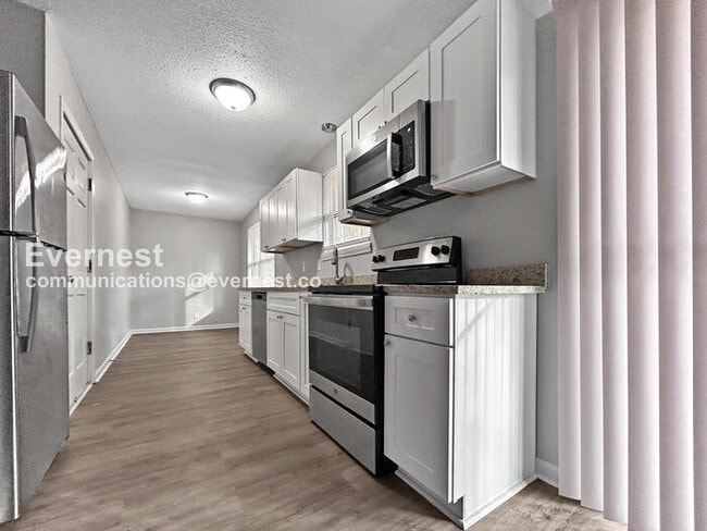 Building Photo - 4365 Stonewall Tell Rd