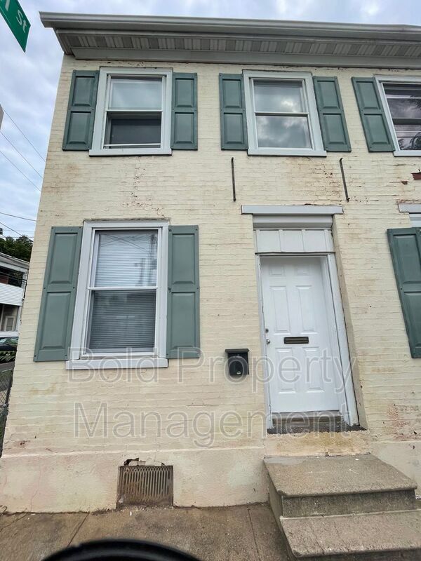 501 King St Unit House, Pottstown, PA 19464 Condo for Rent in