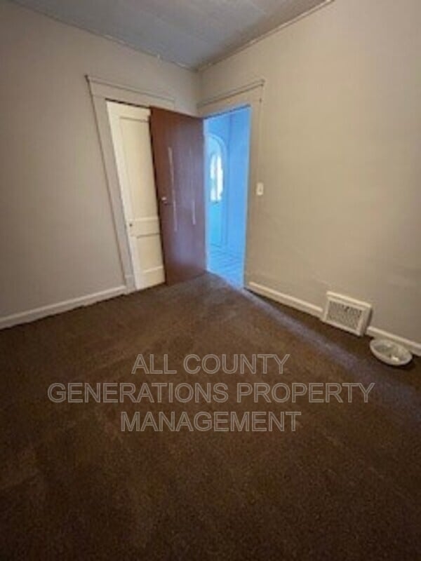 Foto del edificio - 1011 E 140th St