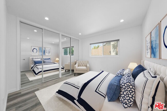 Building Photo - 646 Tularosa Dr