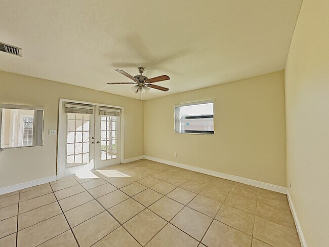 Building Photo - 10740 SW 173rd St