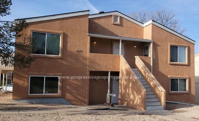 Primary Photo - 4625 N Carefree Cir