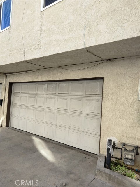 Building Photo - 432 S Monterey St