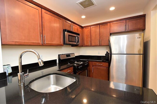 Foto del edificio - 41-32 44th St