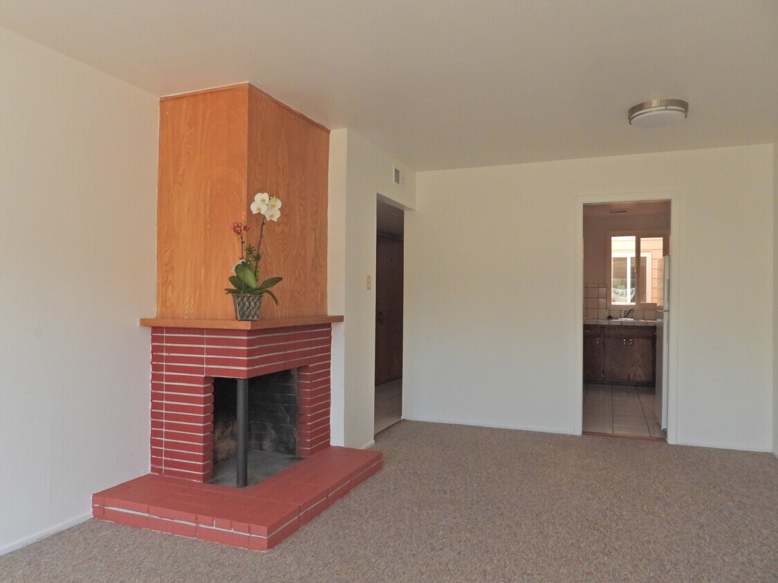 Living/Dining Fireplace - 1262 12th Ave