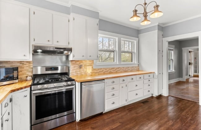 Photo - 1204 McGavock Pk House