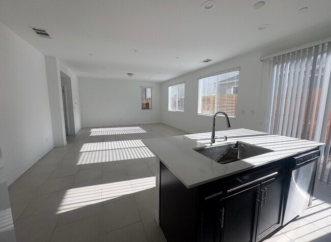 Foto del edificio - 836 Soledad Ave