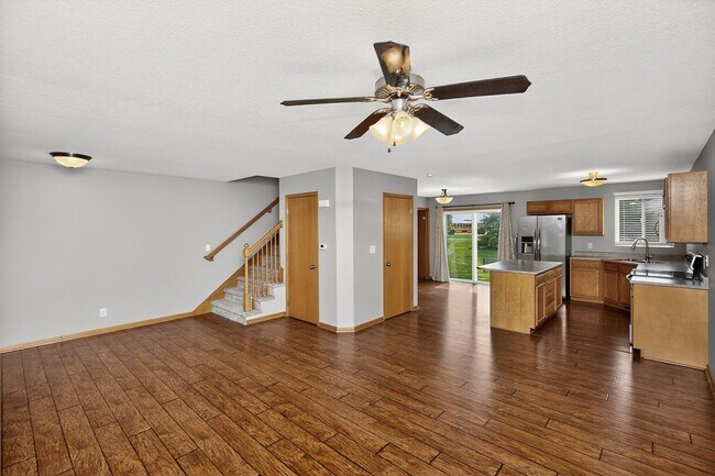Foto del edificio - SPACIOUS LIVING!! 4 Bedroom, 3 Bathroom Home in Waukee!
