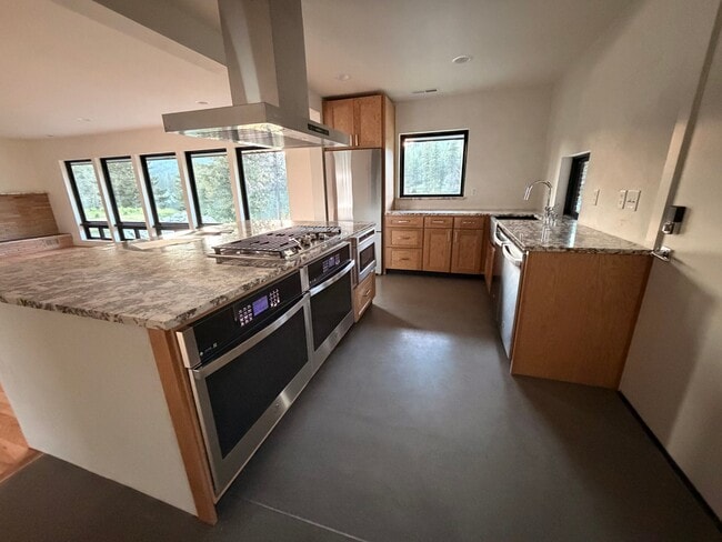 Foto del edificio - 7211 E S Riverway Ave