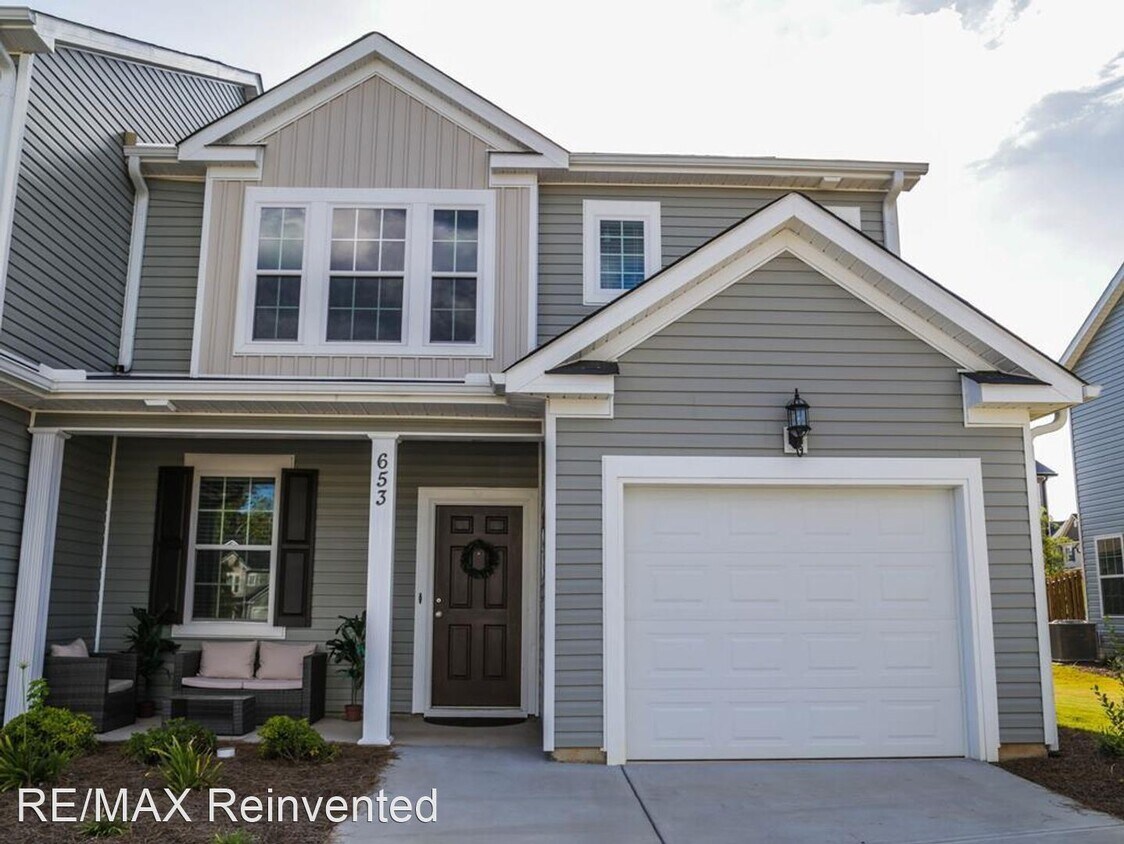 Primary Photo - 3 br, 2.5 bath House - 653 Aberdeen Way