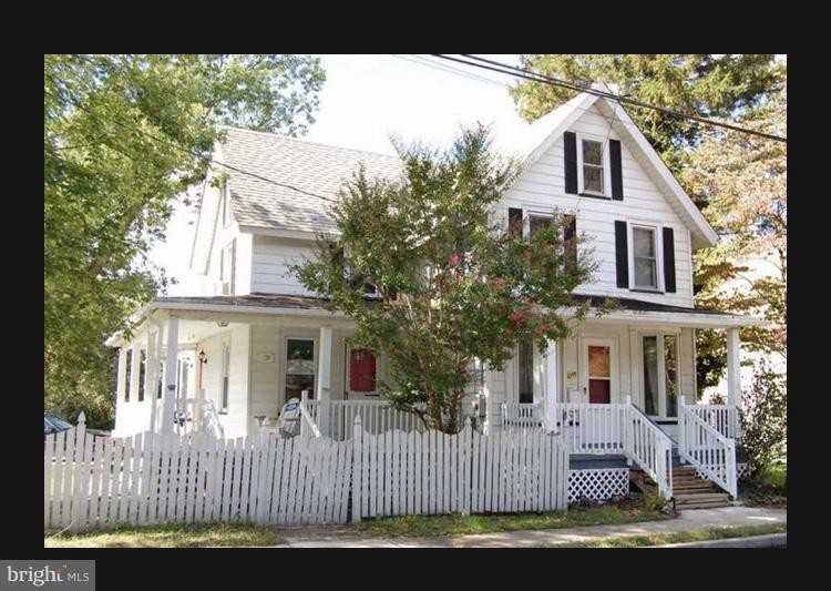 Primary Photo - 109 State St