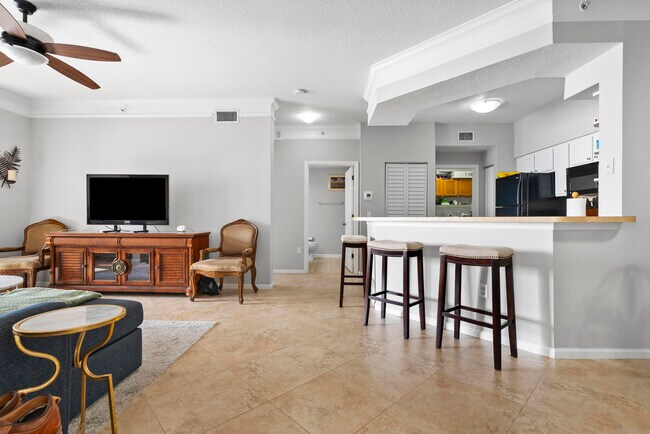 Building Photo - 3303 Myrtlewood Cir E
