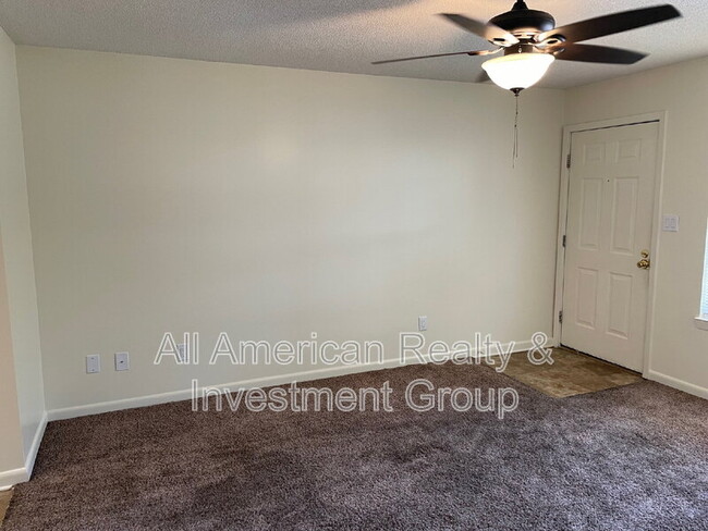 Building Photo - 112 Bayou View Dr