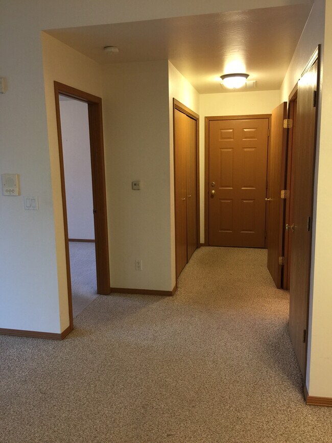 front hall and closet & door to bedroom - 716 Chapel View Rd