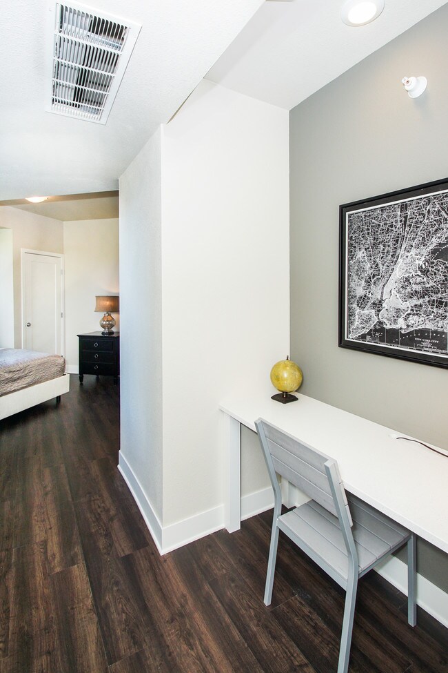 The Chase at Nine Mile Creek Apartments MN