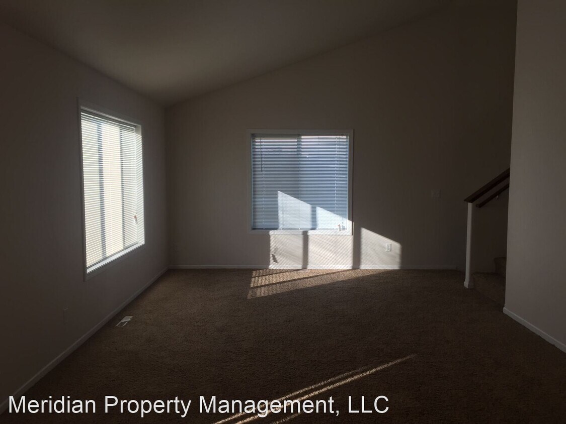 Foto del edificio - 3 br, 3 bath House - 1559 35th Ave S