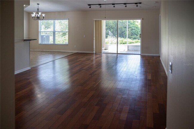 Foto del edificio - 29841 Morningmist Dr