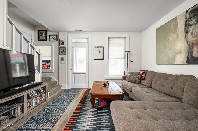 Foto del edificio - 1446 N Illinois St