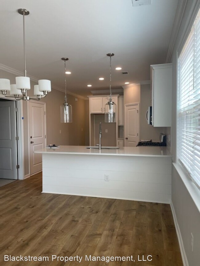 Building Photo - 3 br, 2.5 bath House - 330 Stirrup Court