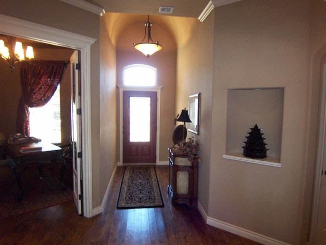 Foto del edificio - 13119 Red Oak Dr