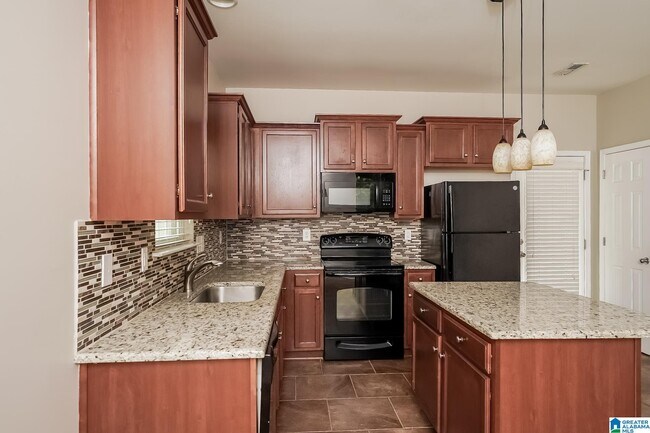Foto del edificio - 5024 Kelly Creek St
