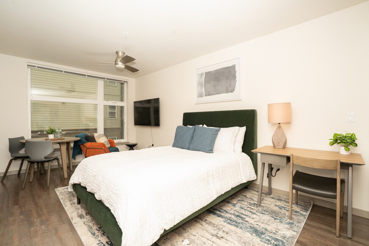 Foto principal - 3000 S Alaska St