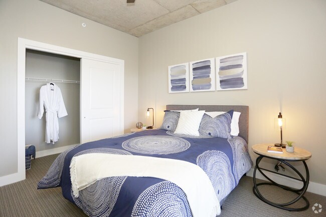 1HAB, 1BA - 793 ft² - The Exchange