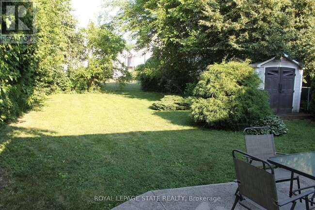 Photo du bâtiment - 191 E 25th St