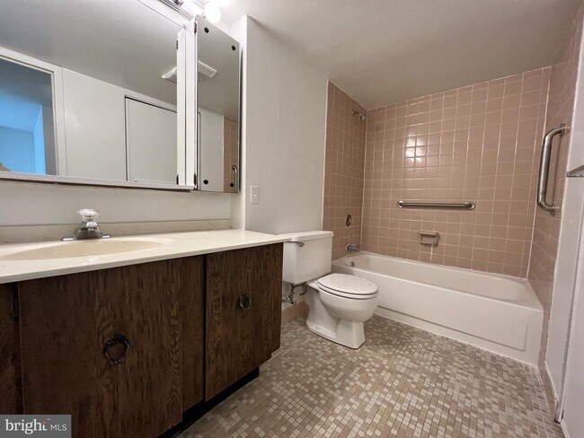 Foto del edificio - 1420 Locust St