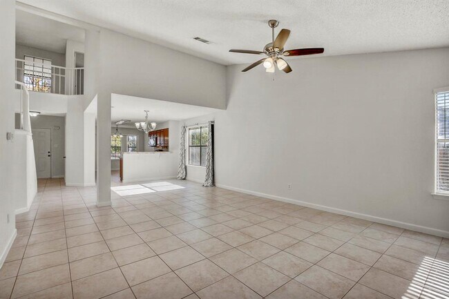 Foto del edificio - 17516 Klamath Falls Dr