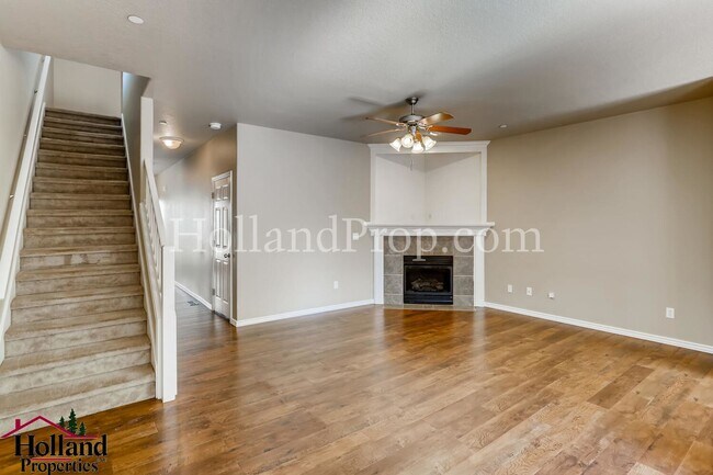 Foto del edificio - Lovely 3 Bedroom 2.5 Bathroom Home in Beav...