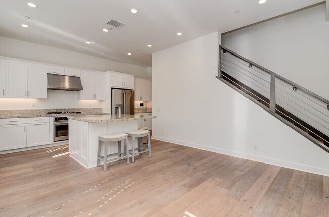 Building Photo - Stunning 2016-Build on End Lot in Costa Mesa
