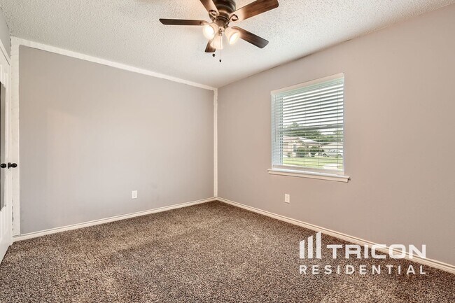 Building Photo - 6624 Cathy Dr