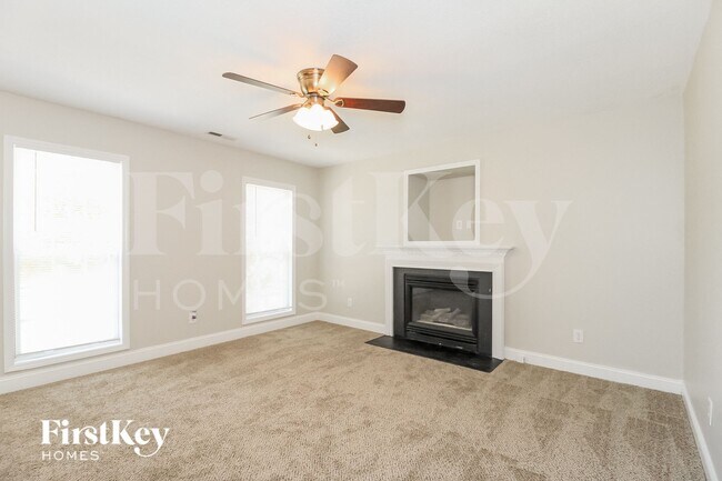 Foto del edificio - 4810 Manteo Ln