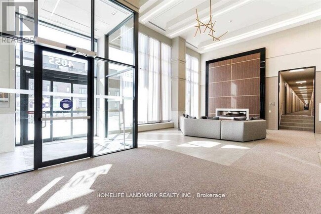 Building Photo - 4055-4055 Parkside Village Dr