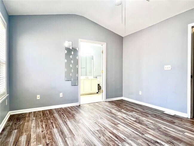 Foto del edificio - 1605 Kilmington Ct