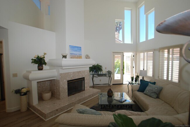 Building Photo - 3 S Cays Ct