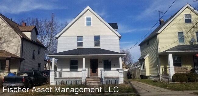 Foto del edificio - 5 br, 1 bath House - 4216 Bucyrus Ave.
