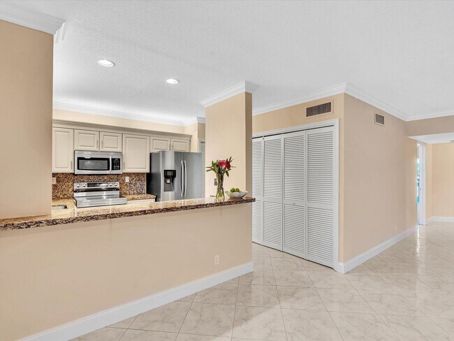 Foto del edificio - 333 SE 20th Ave