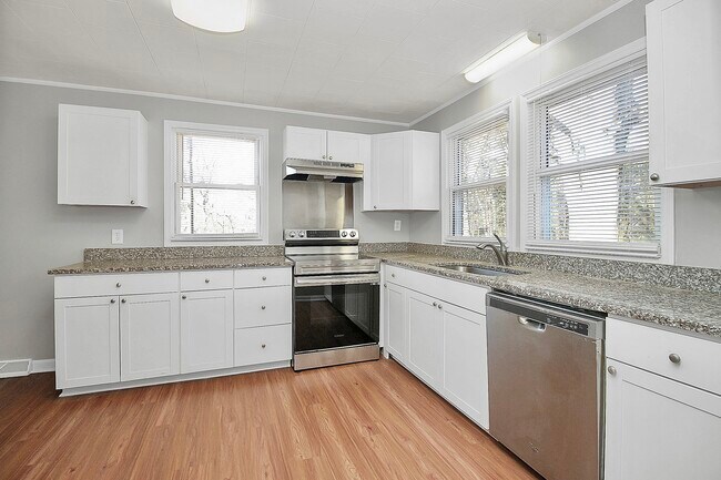 Foto del edificio - 106 Davenport Rd