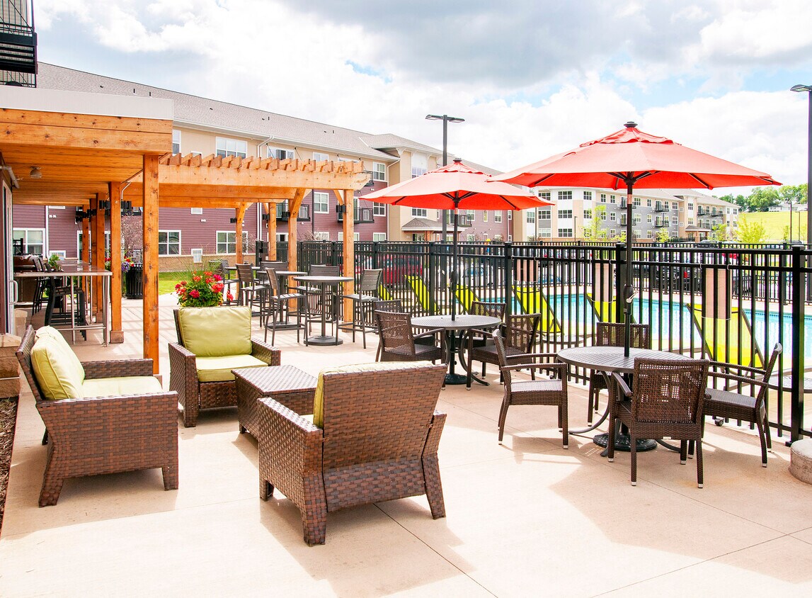 Eastwood Ridge Apartments Rochester, MN