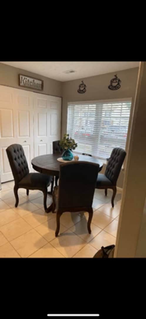 Foto del edificio - Charming 3-Bedroom Townhome in Hampton, VA ?